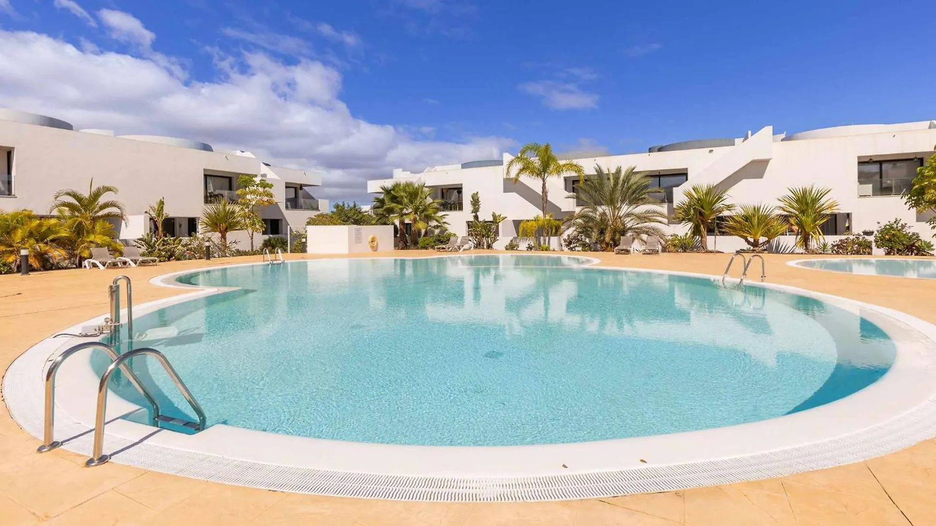 Puipana Precioso Apartamento Con Piscina Villaverde  Spain